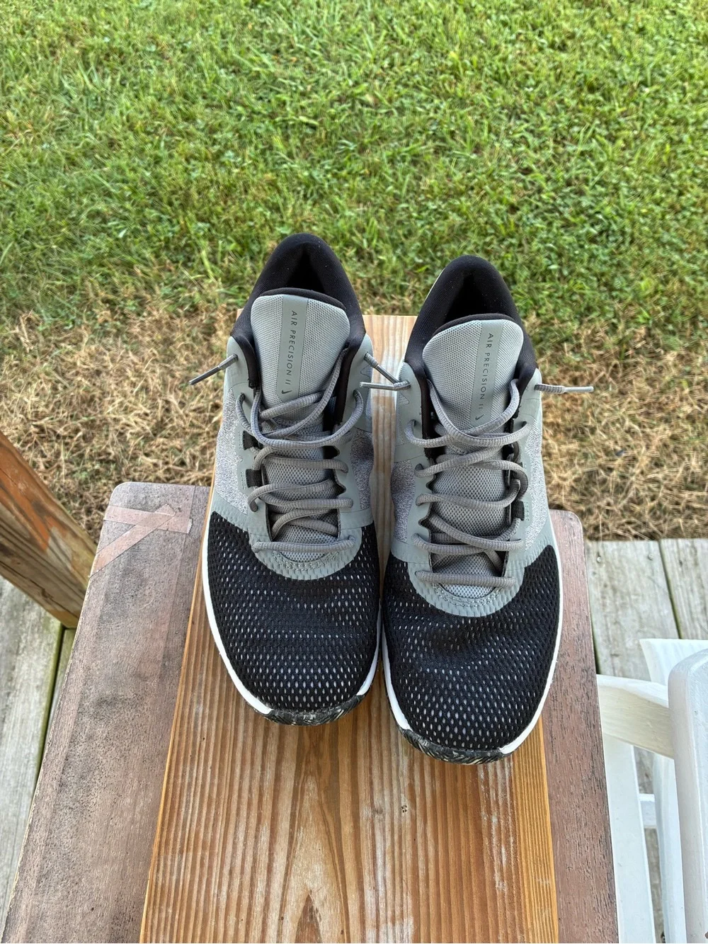 Nike Men's Gray and Black basketball Shoes